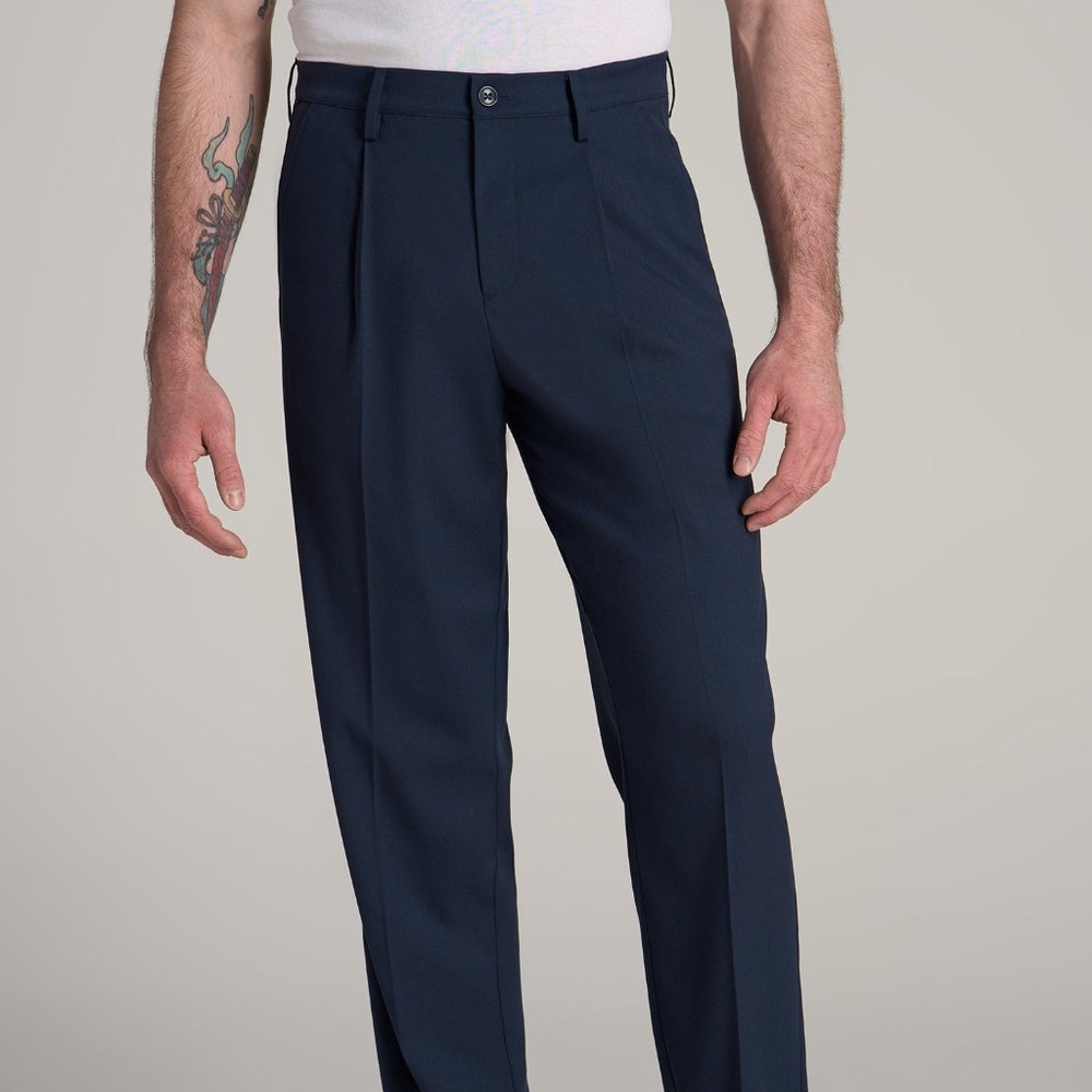American Tall Tall Men's Relaxed Pleated Trouser in Deep Cove Size 3636 / 36 / D